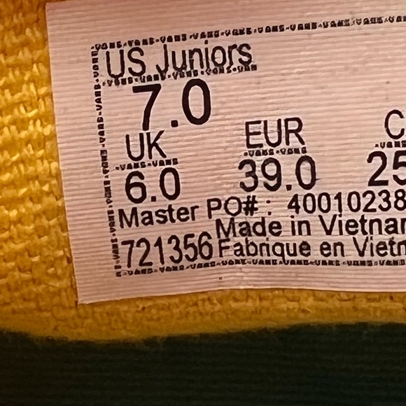 Vans x The Simpson youth slip on shoes - Picture 11 of 11